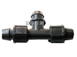 WR808 16反母按扣三通